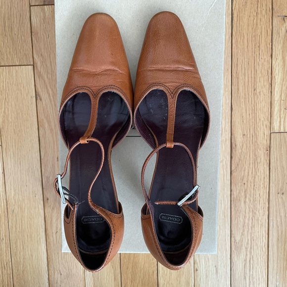 COACH Oxford Antique T-strap Heels Sz6 - Picture 3 of 9